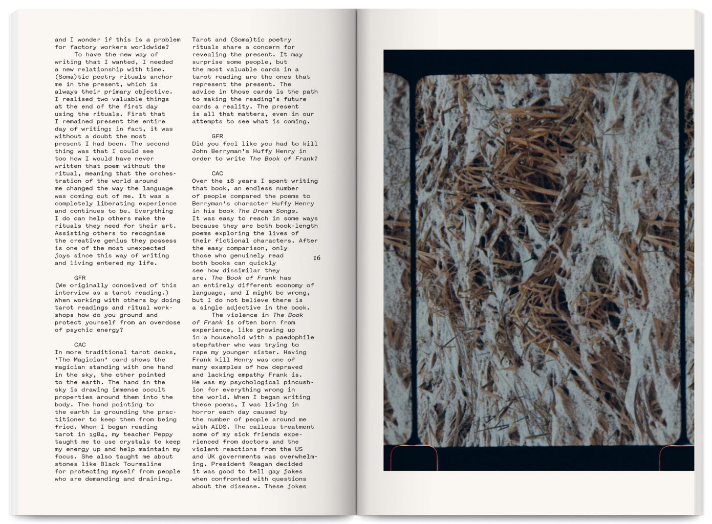 Fieldnotes issue 3 – I is a crowd – Edit by Bella Marrin, Natasha Cox, Isabel Mallet, Joachim Hamou – design by in the shade of a tree